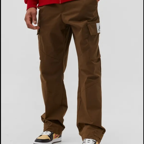 Men's Nike Jordan Essentials Utility Cargo Pants Brown NWT - Picture 2 of 15